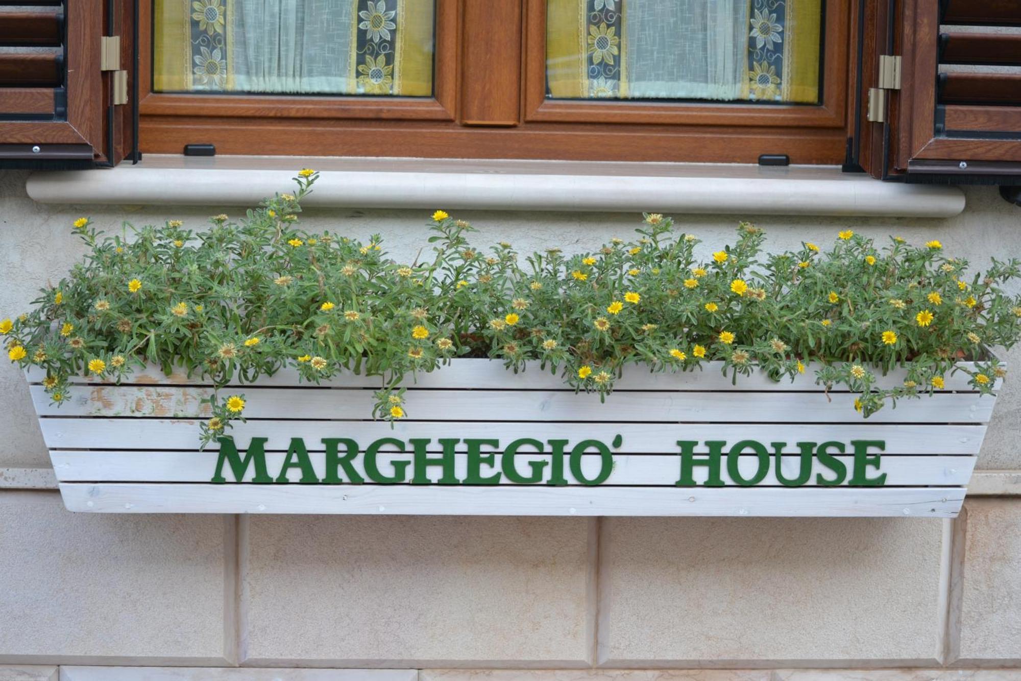 Marghegio' House Apartamento Ceglie Messapica Exterior foto